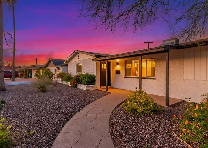 Parkway Pearl By Asu - Heated Pool, Fire Pit, Putt Holiday home *