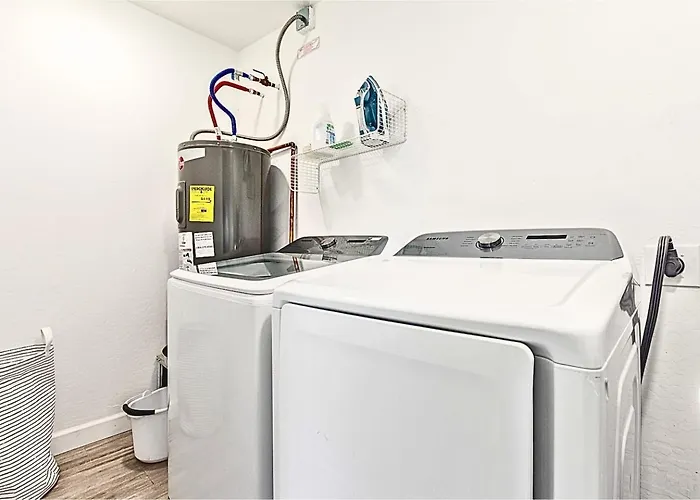 Parkway Pearl By Asu - Heated Pool, Fire Pit, Putt Holiday home *